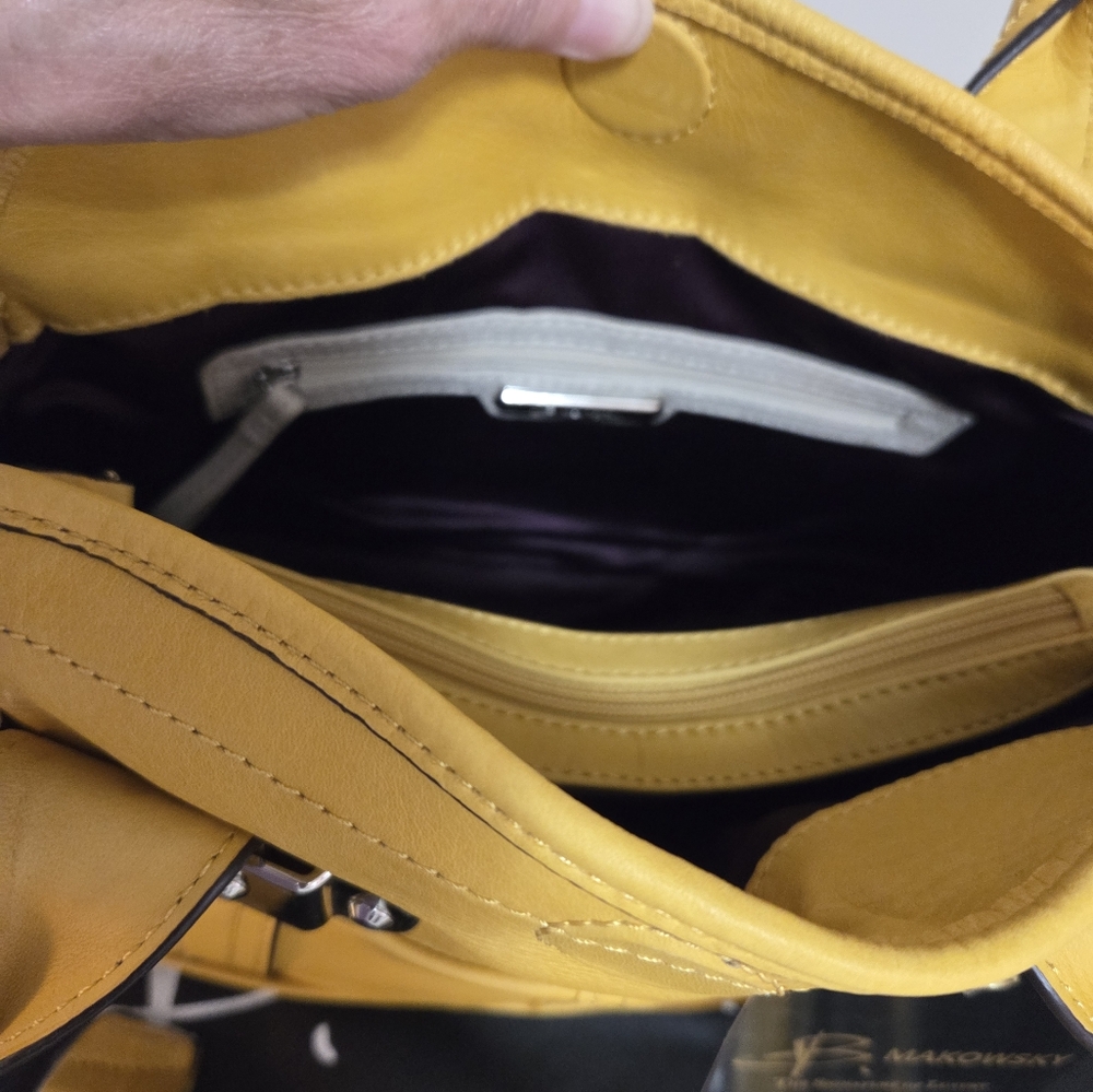 Vintage B. Makowsky Glove Leather Flaptop Satchel - Picture 5 of 6